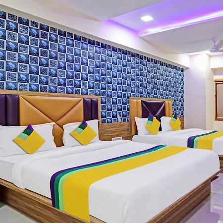 Itsy Hotels Rk Palace Vadodara Zewnętrze zdjęcie