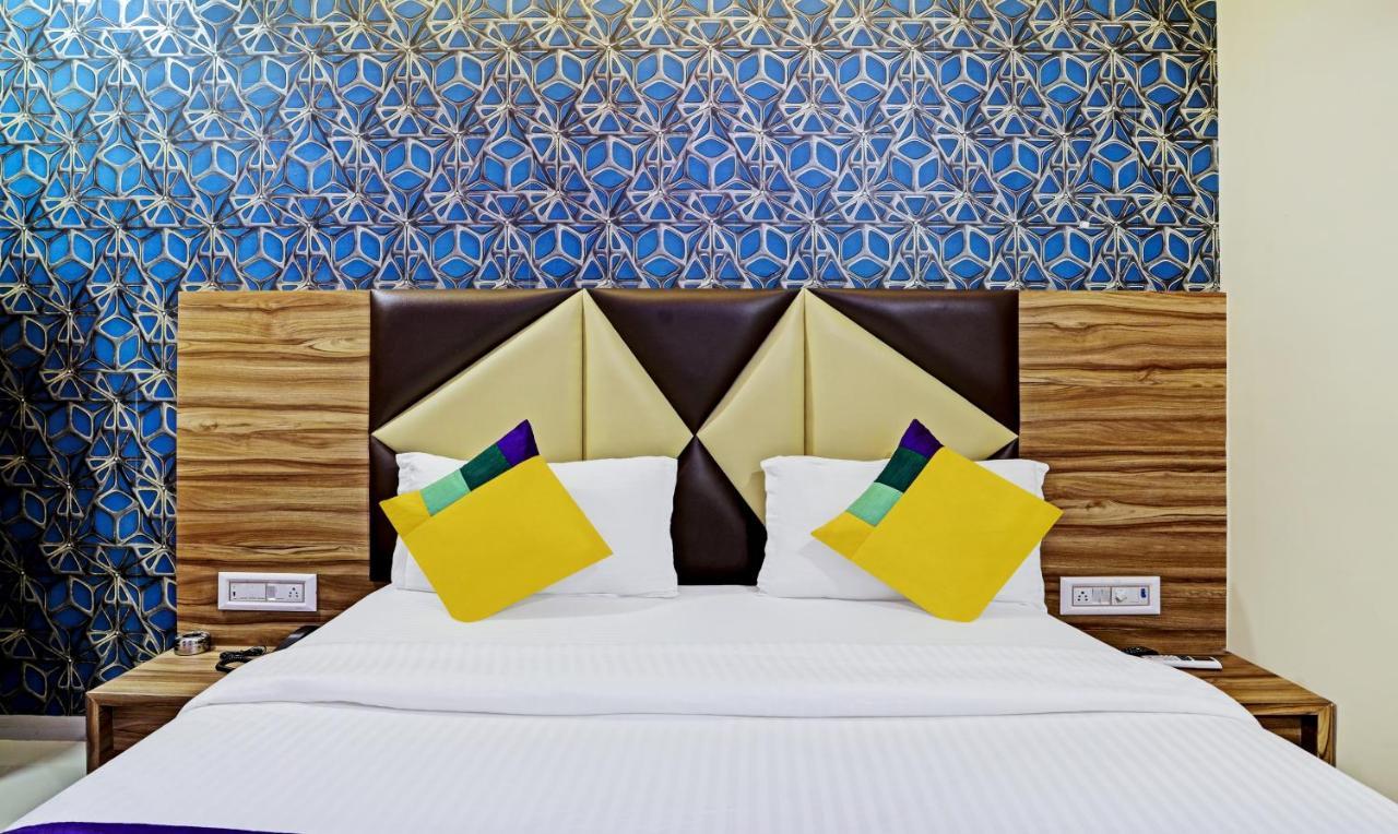 Itsy Hotels Rk Palace Vadodara Zewnętrze zdjęcie