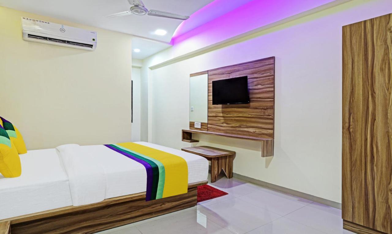 Itsy Hotels Rk Palace Vadodara Zewnętrze zdjęcie