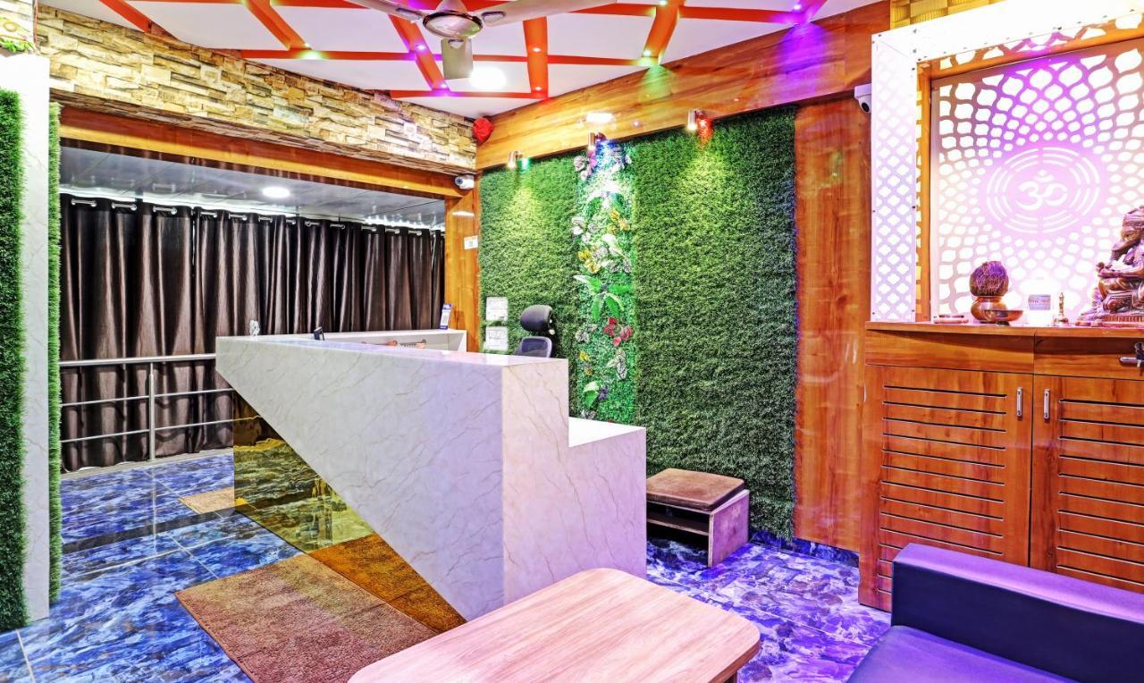 Itsy Hotels Rk Palace Vadodara Zewnętrze zdjęcie